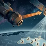 Šok nad Zemljo: Zgodil se je manever ruskega vojaškega satelita, ki ga človeštvo v nizki orbiti še ni videlo