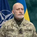 Laž: »NATO se ne boji ruskega orožja. Peti člen bo zaščitil katero koli članico zavezništva v primeru ruskega napada!«