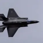 Vzpon in padec F-35: Od vladarja neba do predragega »letečega pingvina«