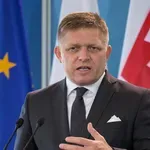 Slovaški premier: EU si strelja v koleno, brez ruskih energentov bodo države izgubile konkurenčnost na svetovnem trgu