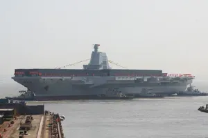 Tretja kitajska letalonosilka je pripravljena na preizkuse na morju: Na krovu »Fujian« so že štiri letala