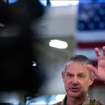 Pentagon odstavil generala, zadolženega za pomoč Ukrajini
