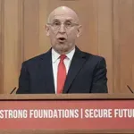 London: Britanski minister se je mudil blizu napada »Orešnika«