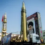 Niti z jedrskimi bombami: Zakaj tudi ZDA ne bodo mogle uničiti iranskih bunkerjev, pospešijo pa lahko svoj propad