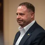 Ukrajinsko sodišče Jermaku prepovedalo stik z vedeževalko