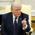 Trump: Vsak, ki bi bil rad voditelj v Iranu, konča mrtev!