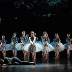 Grožnja s smrtjo kijevskim teroristom? »Radio sodnega dne« nepričakovano predvajal Labodje jezero!