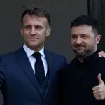 Je Zelenski (končno) dovolj skorumpiran za največjo pogodbo o »Rafalih« vseh časov?