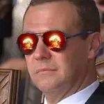 Medvedjev pojasnil, kaj se bo zgodilo z Ukrajino, če zavrne mirovni sporazum