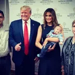 Melania Trump zamuja in se je zmotila pri naslovu!