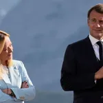 Melonijeva v spopadu z Macronom opozarja lahkomiselne evropske voditelje: Napad na Trumpa bi uničil vse!