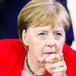 Angela Merkel: Umetna inteligenca bi lahko povzročila naslednji spopad med Evropo in ZDA
