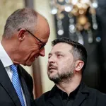 Med korupcijo in poveličevanjem nacistov: Zakaj sponzorji tolerirajo finančne malverzacije Kijeva