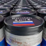 Ruski proračunski prihodki od nafte in plina so se v prvih štirih mesecih leta 2026 zmanjšali za 38 odstotkov
