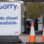 V EU se začenjajo nemiri, vojska na ulicah: Kritično bo pomanjkanje dizla, prizadeta bo tudi Slovenija!