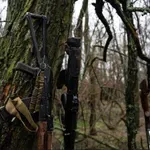 Nariškin: Orožje z ukrajinskega bojišča nenadzorovano kroži po Evropi