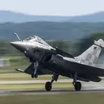 NATO podtaknil Hrvaški obrabljene »Rafale«, potem pa Zagrebu sporočil: Sami skrbite za svoje nebo!