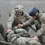 Ruski vojaki rešili ukrajinskega borca, ki so ga OS Ukrajine poskušale pokončati z droni