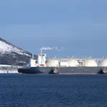 Ruski tanker »Anatolij Kolodkin« kljub ameriški blokadi prispel na Kubo s 100 tisoč tonami nafte