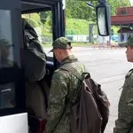 TASS: Kijev je iz ujetništva vrnil truplo ruskega vojaka brez srca