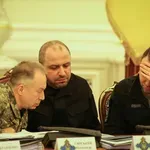 Kaos v vojaškem vodstvu Ukrajine: Kaj se skriva za pretresi v Kijevu