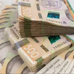 Ukrajinski državni dolg od puča na Majdanu poskočil za 16-krat: Dvignili več kot 200 milijard dolarjev
