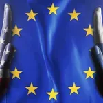 Kdo potiska ZDA v vojno z Rusijo? Moskva o vlogi Evrope in medijskih »racah«