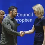 Nabirka za Kijev: Bruselj je državam EU poslal pismo, da bi ugotovili, kdo lahko kaj ponudi Zelenskemu