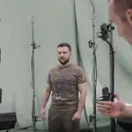 Še en propagandni neuspeh Zelenskega: poskus snemanja zmagovitega videoposnetka se je sprevrgel v škandal