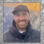 Smučarski reševalec umrl po nesreči v plazu