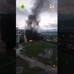 Velik požar zajel stavbo v Grazu