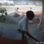 Sekunde so odločale: otrok rešil celotno sosesko