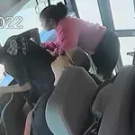 Avtobus ustavijo UČENCI!
