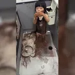 Otrok naredi iz kuhinje kaos