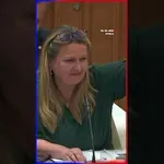 Poslanka Svobode v državnem zboru reče “Živela diktatura”