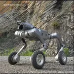 Kitajska pokazala robota prihodnosti. Hiter, močan in skoraj neustavljiv