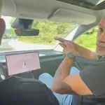Motorevija AMZS je poslala Samovozečo Teslo na izpit za avto
