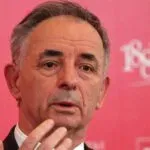 Hrvatski desničari ispred Srpskog narodnog veća u Zagrebu