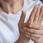 Reumatoidni artritis: Simptomi, krvna slika, liječenje, prehrana – sve je tu!