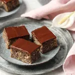 Zdravi kolač od maka i jabuka: 4 sočna i nutritivno bogata recepta