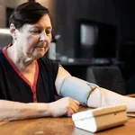 Visoki tlak u menopauzi: Ovo je razlog zbog kojeg raste baš u ovom životnom razdoblju!