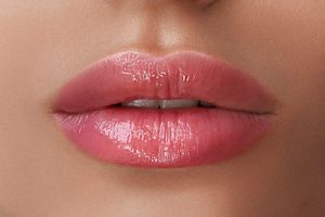 Как да уголемим устните си без филъри