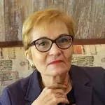 Политологът проф. Мария Пиргова коментира във фейсбук решението на патриарх Даниил и на владици да анатемосат нестинарството и да забранят носенето на икони по време на танца върху жаравата