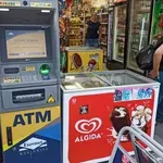 Туристи в Хърватия пропищяха от менте банкомати