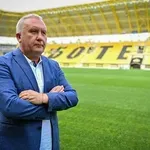 Треньорът на "Ботев" (Пд): На трансферния пазар се борим с над 1500 клуба от Европа