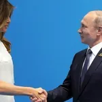 Тръмп изплю камъчето: Мелания харесва Путин