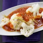 Карфиол на пара със сос от чушки