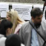 Софиянци протестират пред НС срещу полевите тестове за наркотици