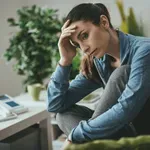 Откриха защо милиони хора страдат от тревожност