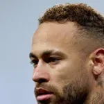 Неймар доближи Сантос до спасението